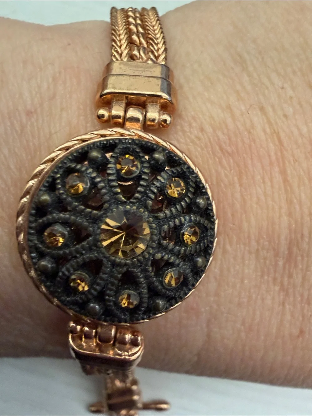 Vintage-Inspired Round Medallion Bracelet in Rose Gold with Amber Crystals